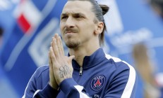 九游娱乐网页-橙衣军团遇白色铁壁，拉亚一战封神，皇马体系压制荷兰风暴