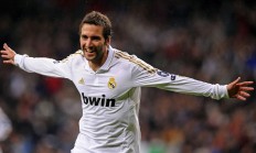 九游娱乐首页-德甲争冠战之夜，C罗用实力证明自己