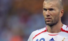 九游娱乐网站-莱奥生涯之夜闪耀圣西罗，洪都拉斯旋风席卷国际米兰