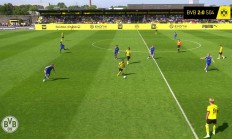 九游娱乐官方-沙尔克与多特蒙德在关键战役中对决