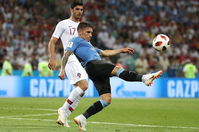 中场组织发挥稳定,为前锋输送好球 中场组织发挥稳定,为前锋输送好球