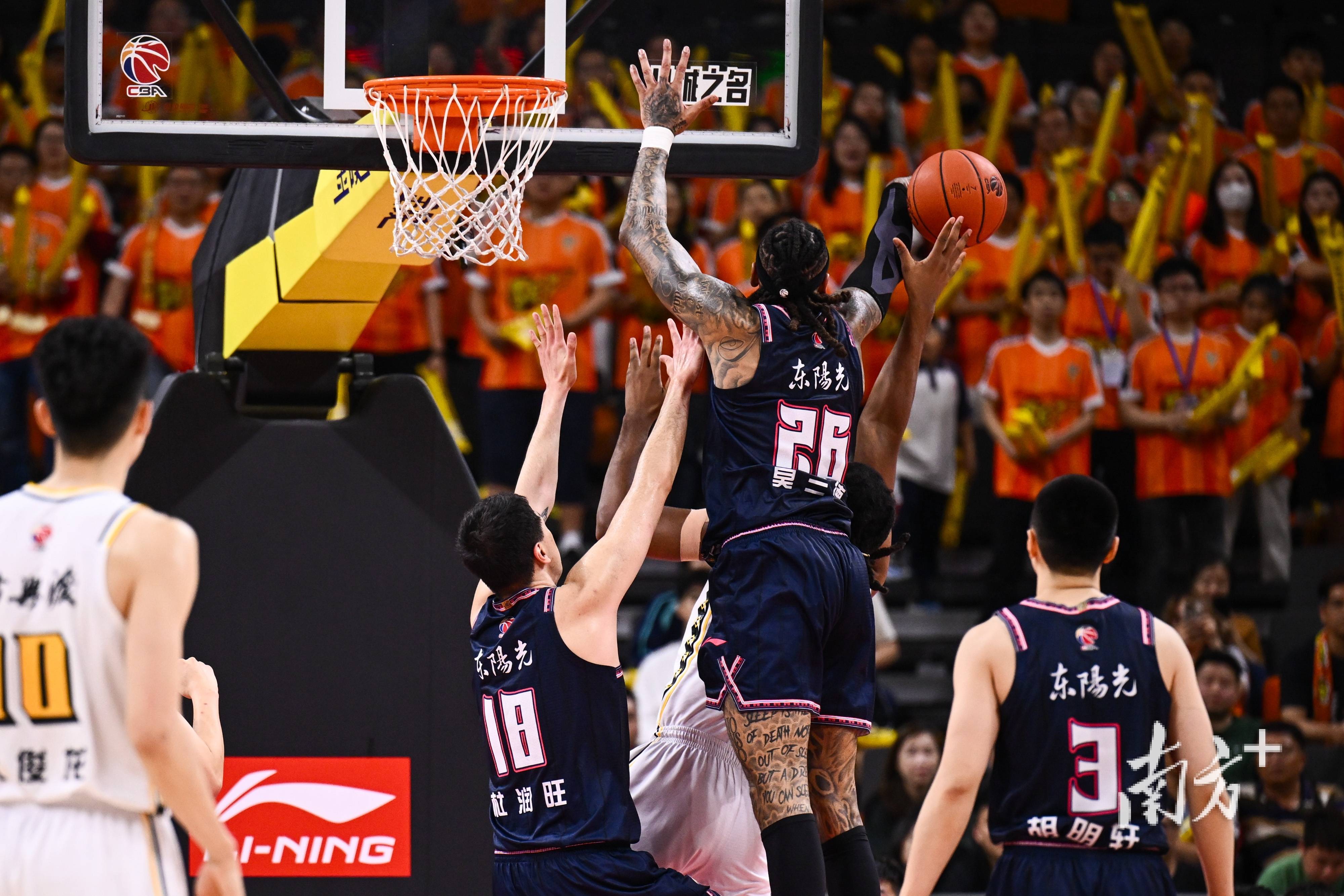 广东宏远实力碾压,再次获得胜利 广东宏远实力碾压,再次获得胜利