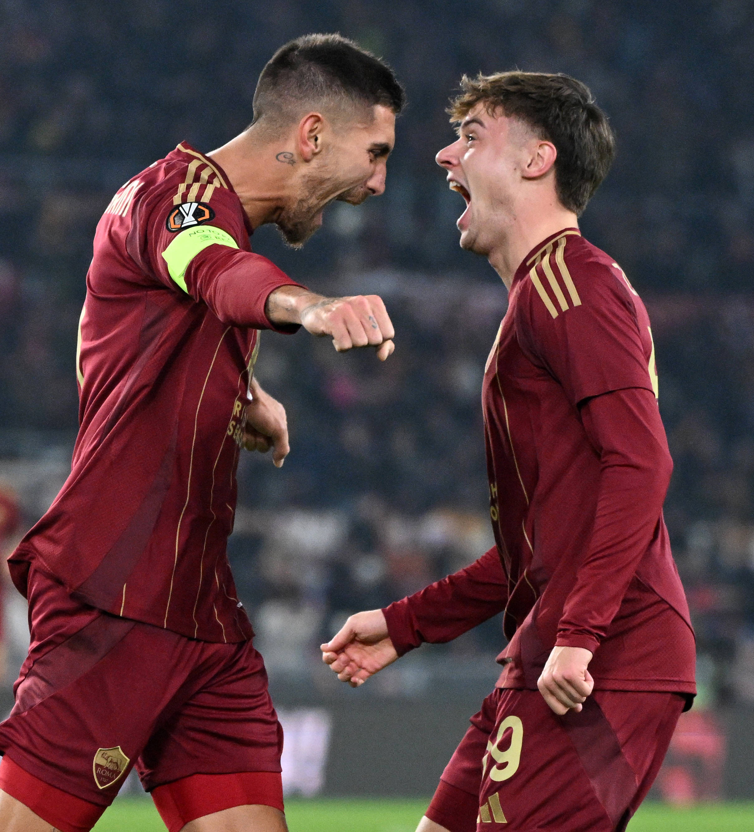 罗马竞技客场挑战巴塞罗那,争夺胜利 罗马竞技客场挑战巴塞罗那,争夺胜利