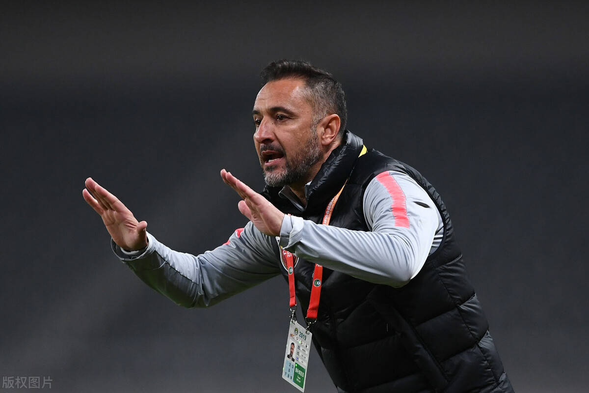 佩雷拉加冕金靴,马赛攻击力逐渐回升的简单介绍 佩雷拉加冕金靴,马赛攻击力逐渐回升的简单介绍