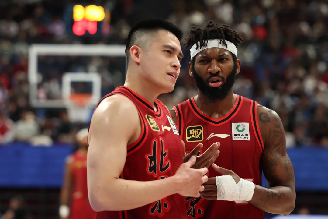 北京队主场大胜青岛,实力悬殊尽显的简单介绍 北京队主场大胜青岛,实力悬殊尽显的简单介绍