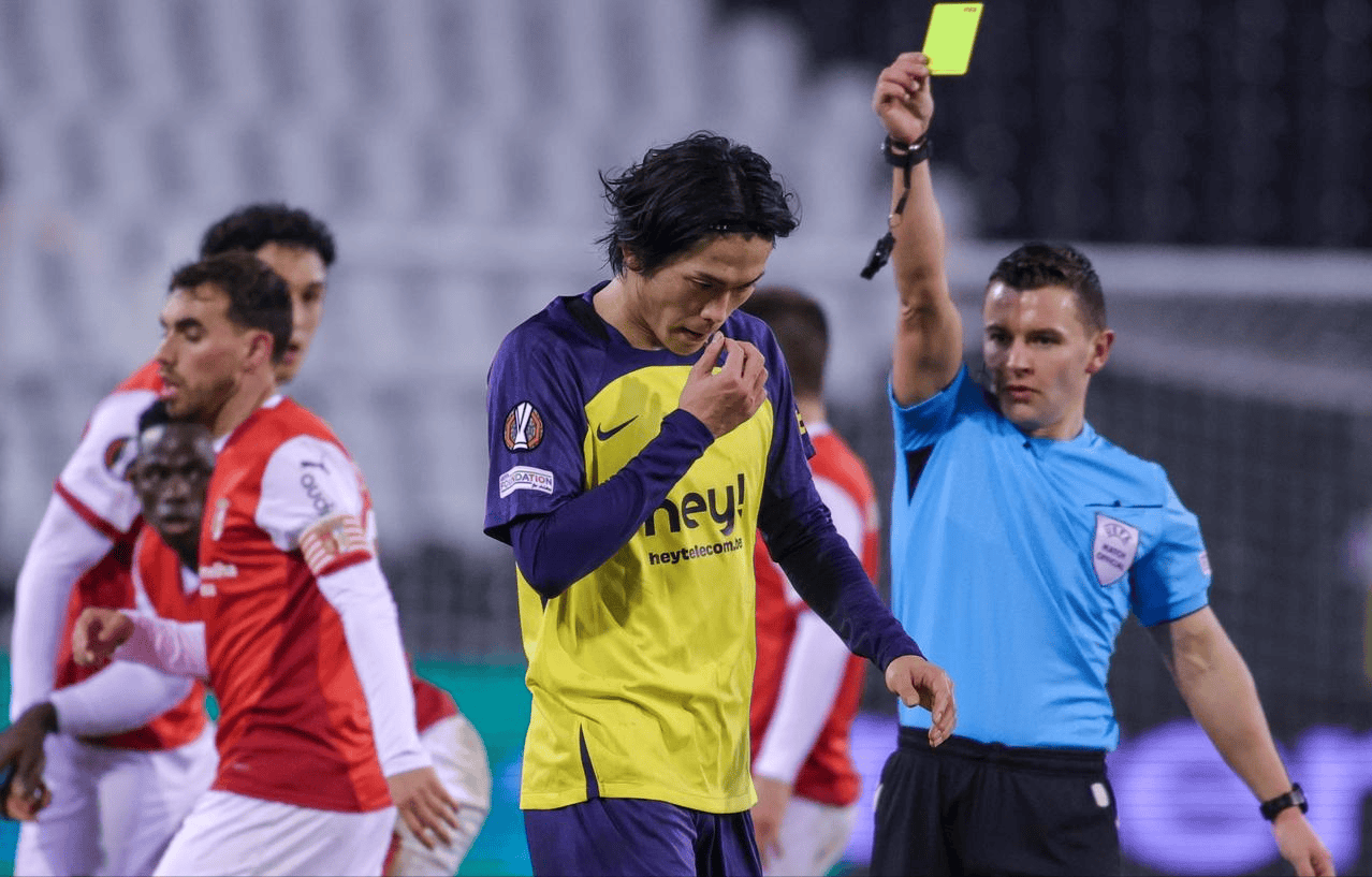 关于受挫重伤！本土球队在国际赛事中遭遇巨大失败的信息