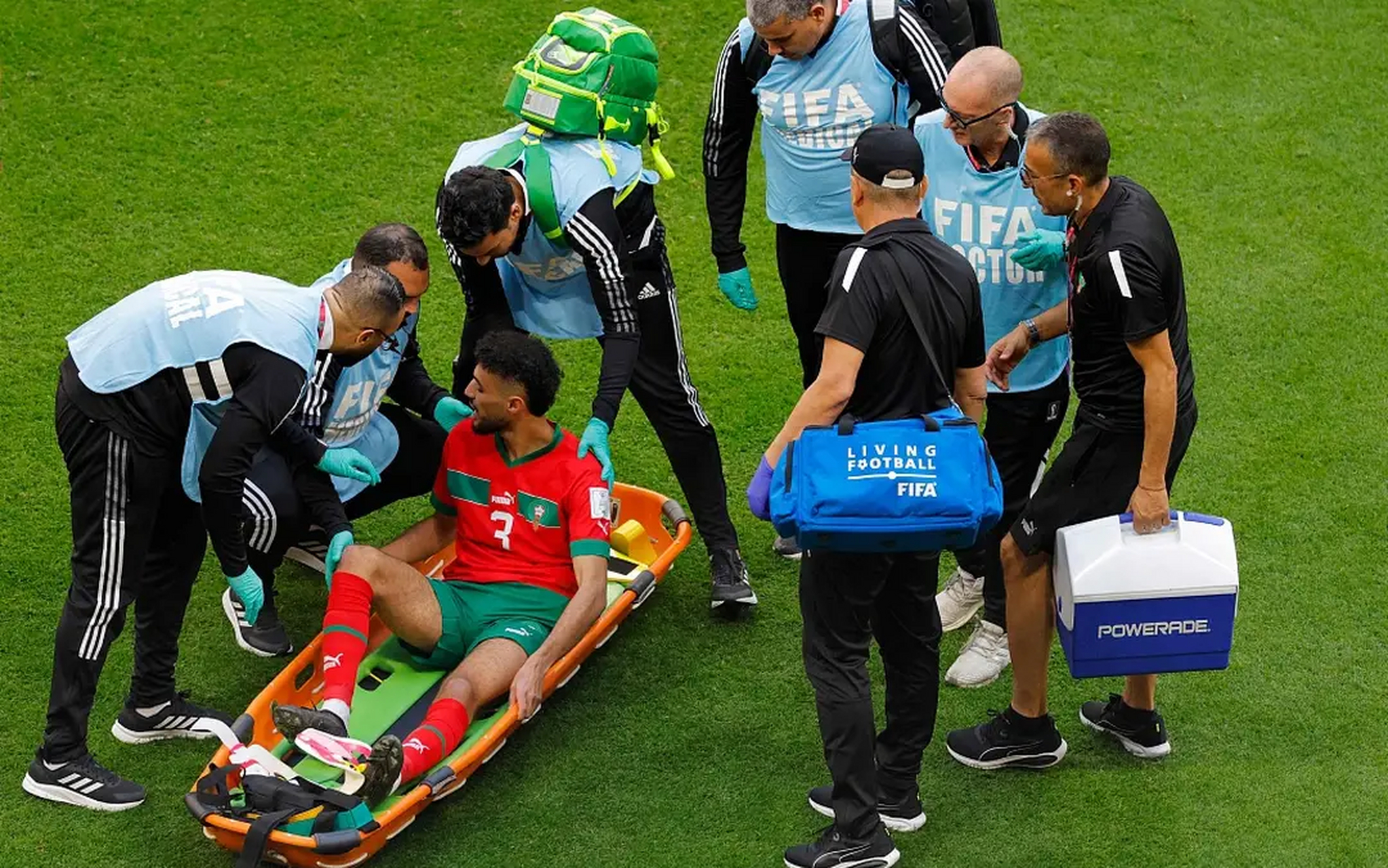 关于受挫重伤！本土球队在国际赛事中遭遇巨大失败的信息